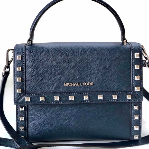 Michael Kors Crossbody Messenger Dillon Navy Bag - Picture 1 of 4